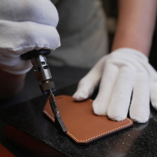 Beron Leather Goods Private Label: Start your custom logo leather accessory line today. Expert craftsmanship for bespoke brand lines