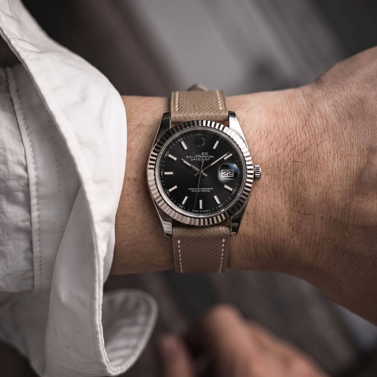 Luxury 1.8mm flat profile Etoupe Epsom leather watch band fitted on classic luxury sports watch