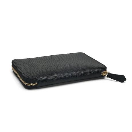 the close-up of the edge for the passport wallet